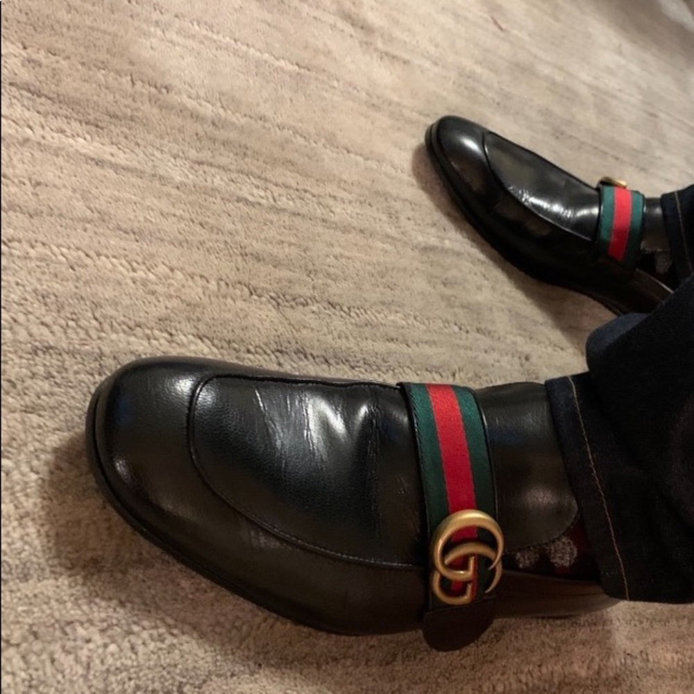 Gucci Leather loafer with Double G
